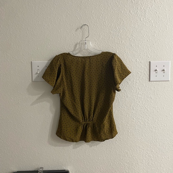 Green and black polka dot blouse - Picture 3 of 3